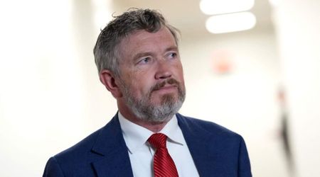 Massie breaks with GOP, teams up with Democrats to take Trump to court over Iran war
