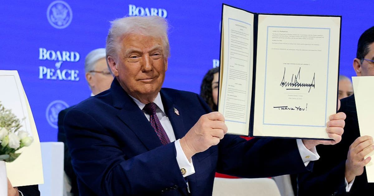 Donald Trump announced on Thursday, July 30, that the Board of Peace has reached an agreement for the 'complete disarmament' of Hamas and other armed groups in Gaza (Getty Images)