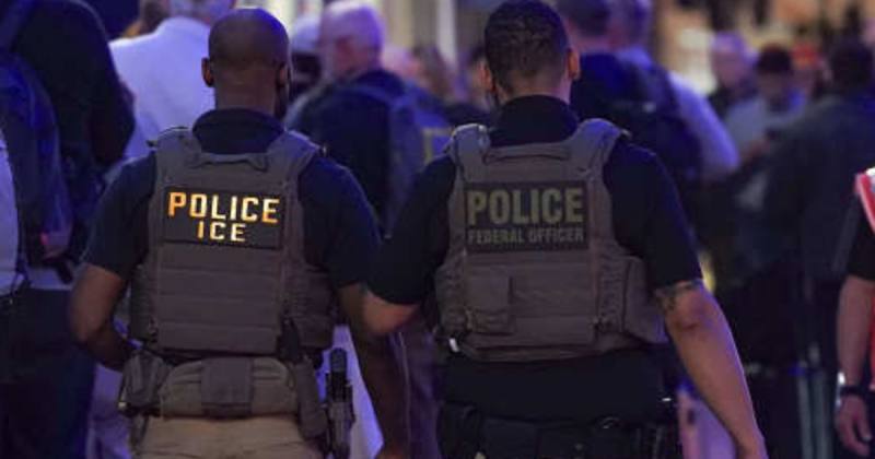 ICE officers halt mission after spotting lost toddler, race against danger turns heroic