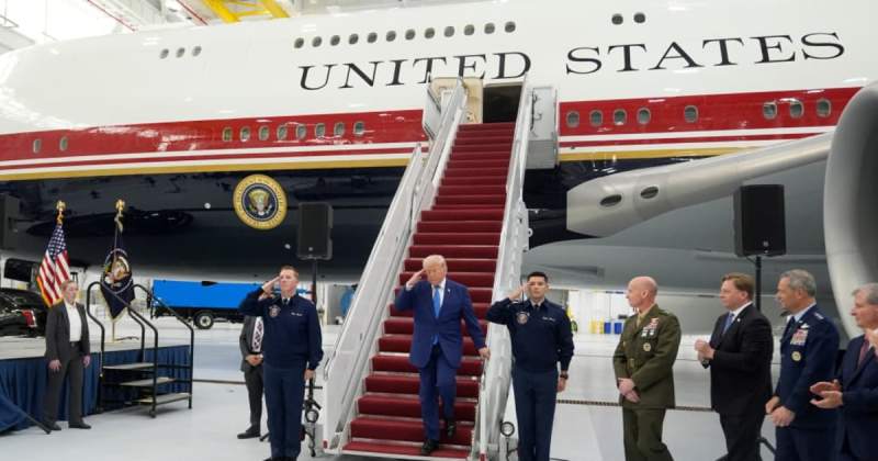 Trump's Qatari 'flying palace' plan thrown into question after Eric Trump's latest remark