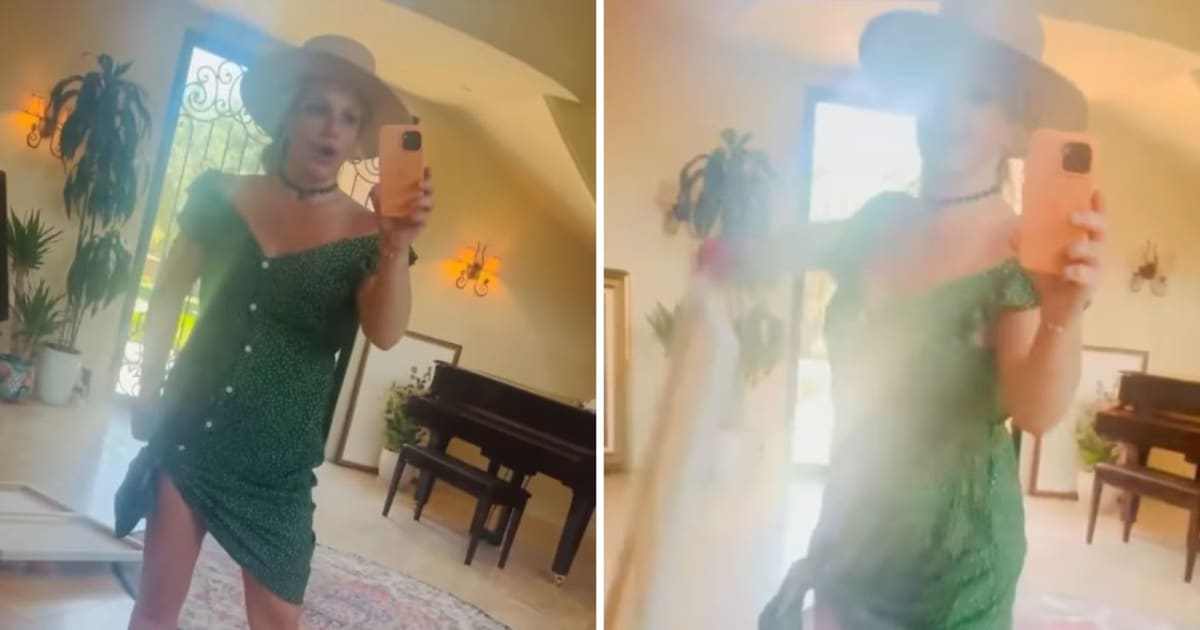 Britney Spears shared a video in which she appeared in a green dress and asked if she looked like Mary Poppins (@britneyspears/Instagram)