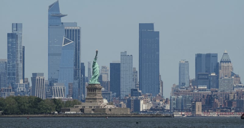 NYC boat tragedy survivor blames captain as mother and baby die in deadly capsizing