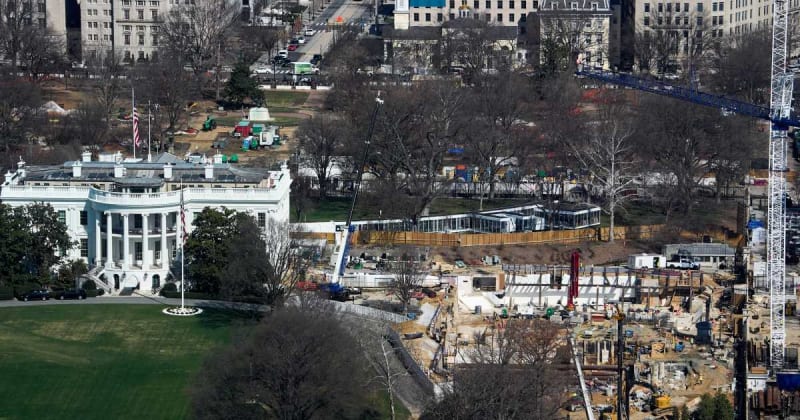 Trump turns to the Supreme Court to rescue his $1B ballroom project