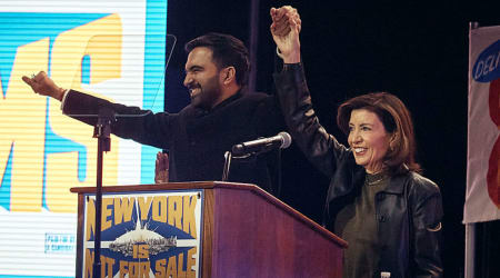 Fact Check: Did New York legislature issue an ultimatum to Kathy Hochul to remove Mamdani?