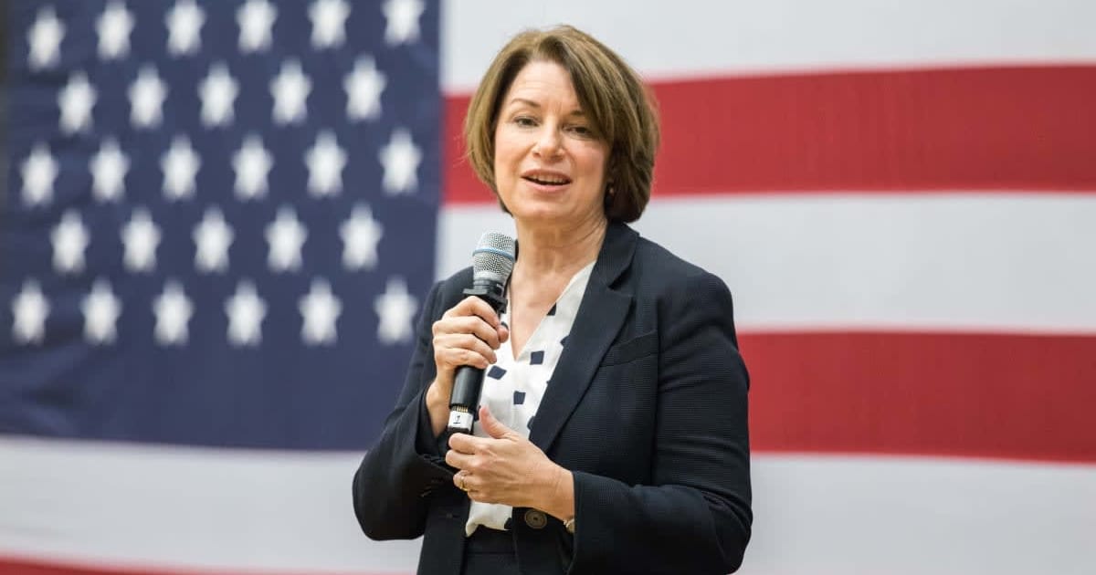 A social media post claims Amy Klobuchar (D-MN) is stepping down as Senator owing to her alleged involvement in the Minnesota Medicaid case (Scott Eisen/Getty Images)