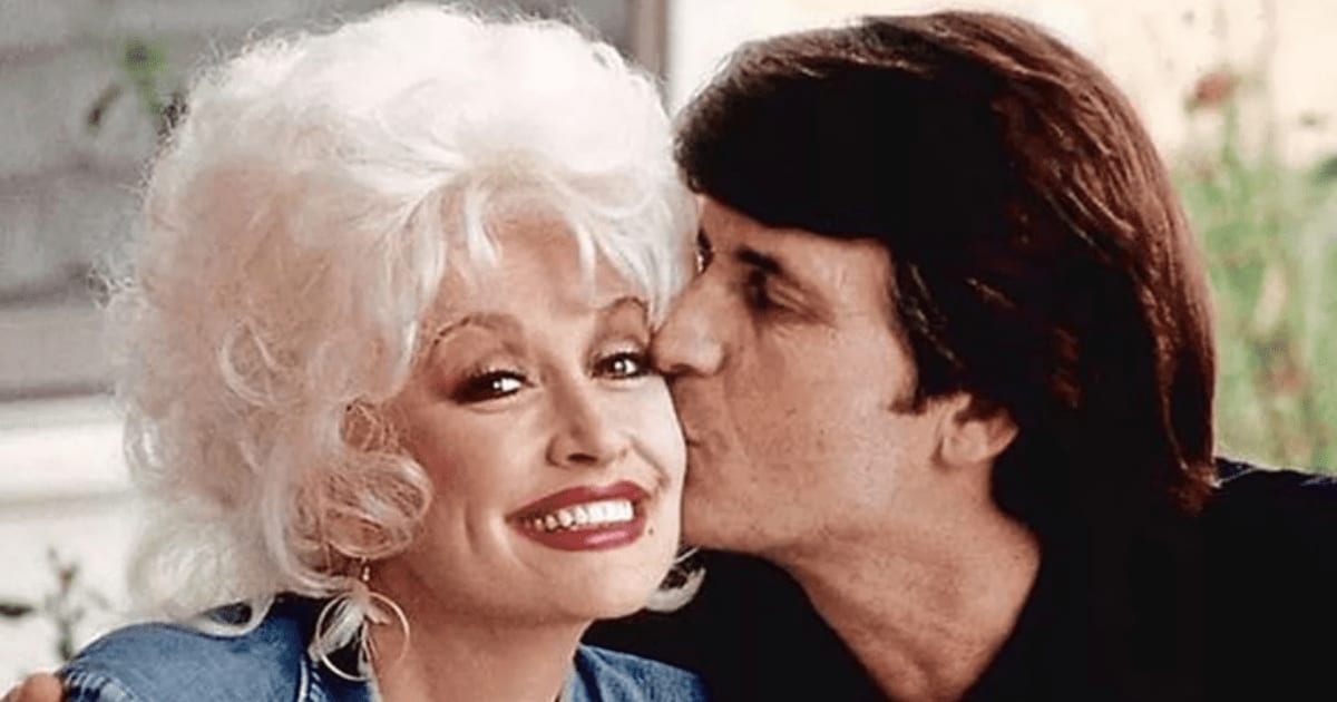 Dolly Parton will receive a private family farewell and be buried beside her late husband Carl Dean in Nashville (@Dolly Parton/ Instagram)