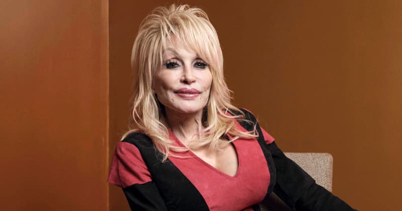 Dolly Parton’s Broadway musical to open as planned in honor of her final wish