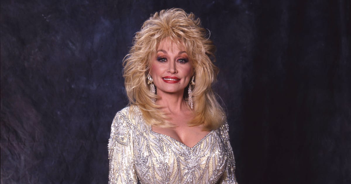 Dolly Parton revealed her final wish to be buried next to her late husband (Beth Gwinn/Getty Images)