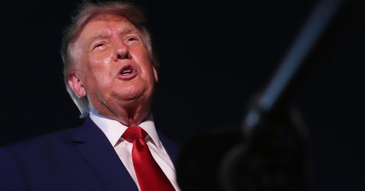A social media post claims US Senators are calling for the removal of President Donald Trump under the 25th Amendment (AP Photo/Mark Schiefelbein)