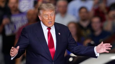 Fact Check: Did Trump post an AI image of a 6-fingered Navy sailor on social media?