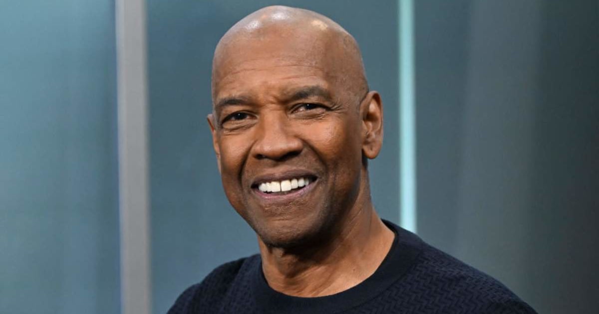 A viral social media post claims Denzel Washington said that he ripped his Democratic Party card years ago (Noam Galai/Getty Images for SiriusXM)