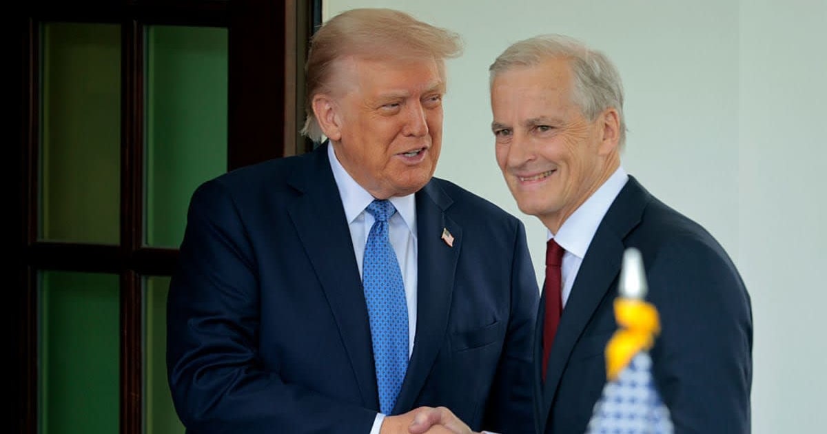 An image claimed Norway’s Prime Minister Jonas Gahr Store had graded Trump’s Nobel Prize complaint in red ink (Chip Somodevilla/Getty Images)