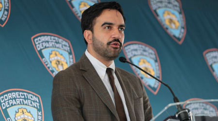 Fact Check: Is Mamdani under fire after handing symbolic 9/11 pen to ex-al Qaeda defense lawyer?