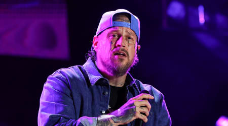 Fact Check: Did Sony Records drop Jelly Roll after his Donald Trump joke?