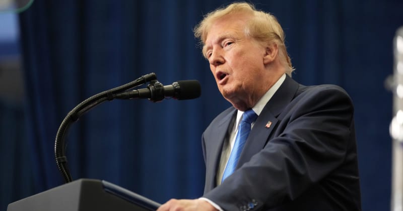 Trump goes from 'great genetics' to 'great blood' while praising Medal of Honor chair