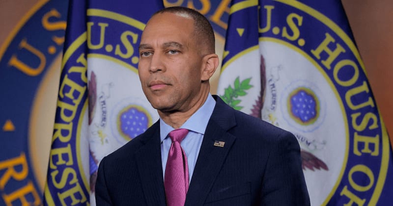 Jeffries has a warning for Trump's 'crooks', and impeachment isn't off the table