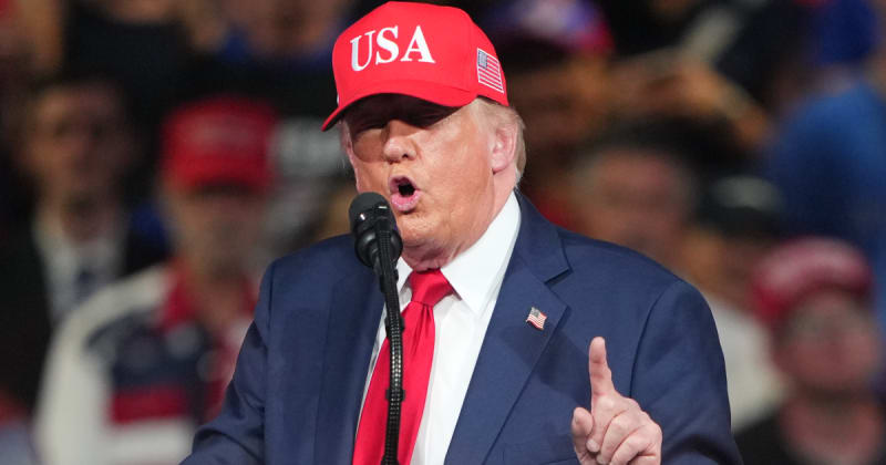 ‘I am banning’: Trump touts 95% GOP approval before targeting 3 major outlets