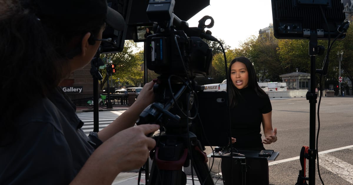 MS NOW White House reporter Akayla Gardner reporting near the White House complex after being denied entry following President Donald Trump's ban on CNN, MS NOW and Politico, Saturday, September 19, 2026, in Washington (AP Photo/Jose Luis Magana)