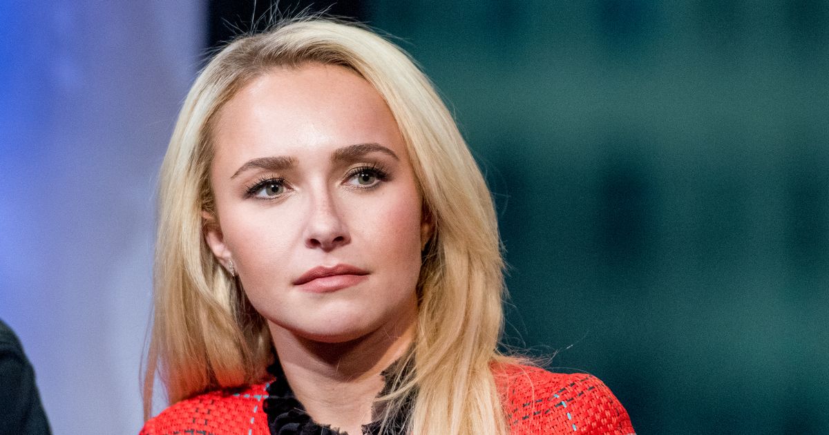 Hayden Panettiere was wearing stud earrings that were removed during her autopsy and placed into evidence (Getty Images)