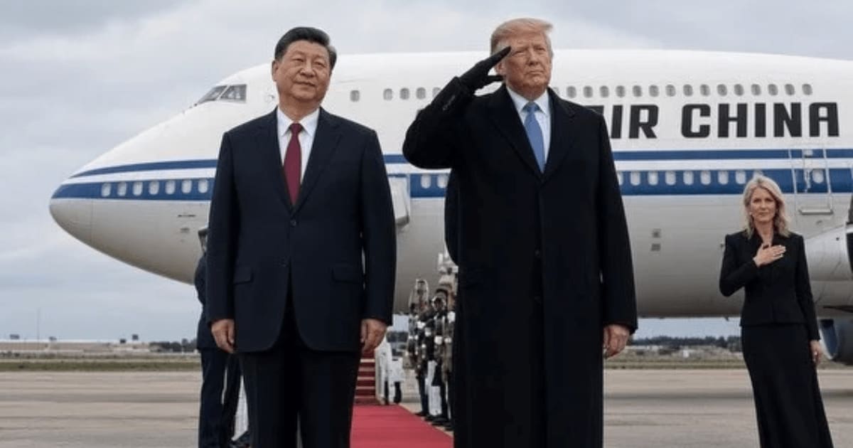The image sparked speculation online because Trump and Xi appear to stand alone, while the two first ladies are not clearly visible (@realdonaltrump/TruthSocial)