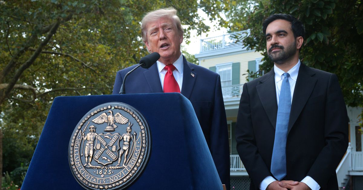 Earlier this month, Zohran Mamdani appeared distracted as Donald Trump defended banning CNN, MS NOW and Politico from the White House (Getty Images)