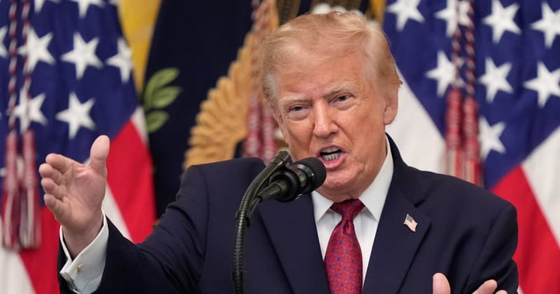 Trump admits he’s done a ‘very bad job’ selling US economic record as midterms approach