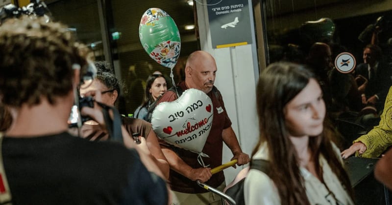 4 Americans were aboard Dubai flight during cockpit attack as passenger recalls ‘blood everywhere’