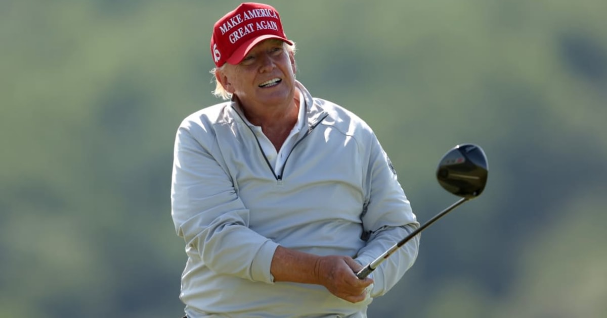 President Donald Trump proposed turning part of his West Palm Beach golf club into a Camp David-style retreat for foreign leaders and future presidents (Rob Carr/Getty Images)