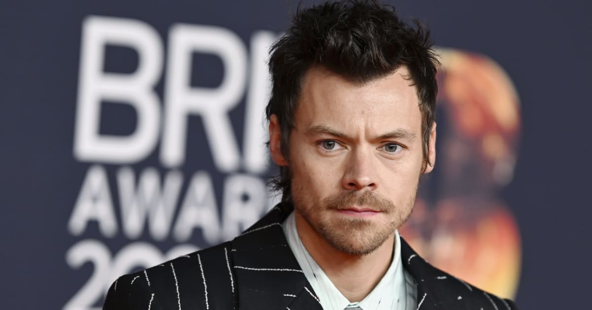 Harry Styles reveals how his ‘outgoing’ ex-girlfriend helped him feel comfortable in public