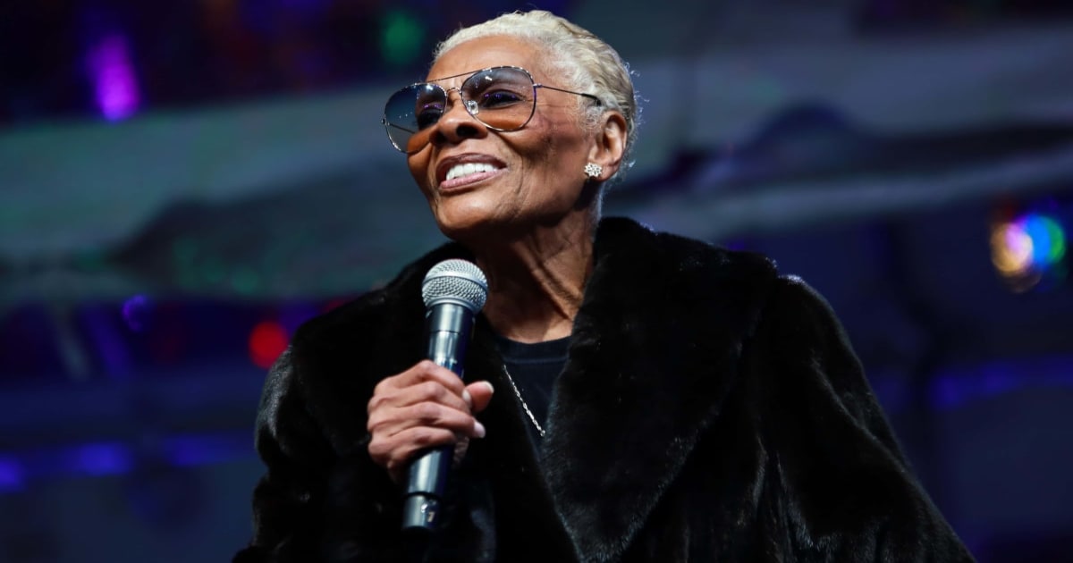 Dionne Warwick cancels Carnegie Hall performance after leg and foot pain prevents her from standing or walking (Getty Images)