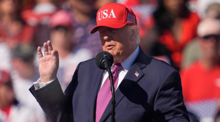 Trump says leakers ‘should be shot’ as he renews attack on media over Iran strike